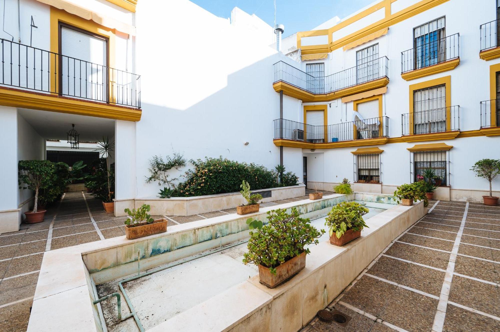 Pilsev Center Apartment Sevilla Buitenkant foto