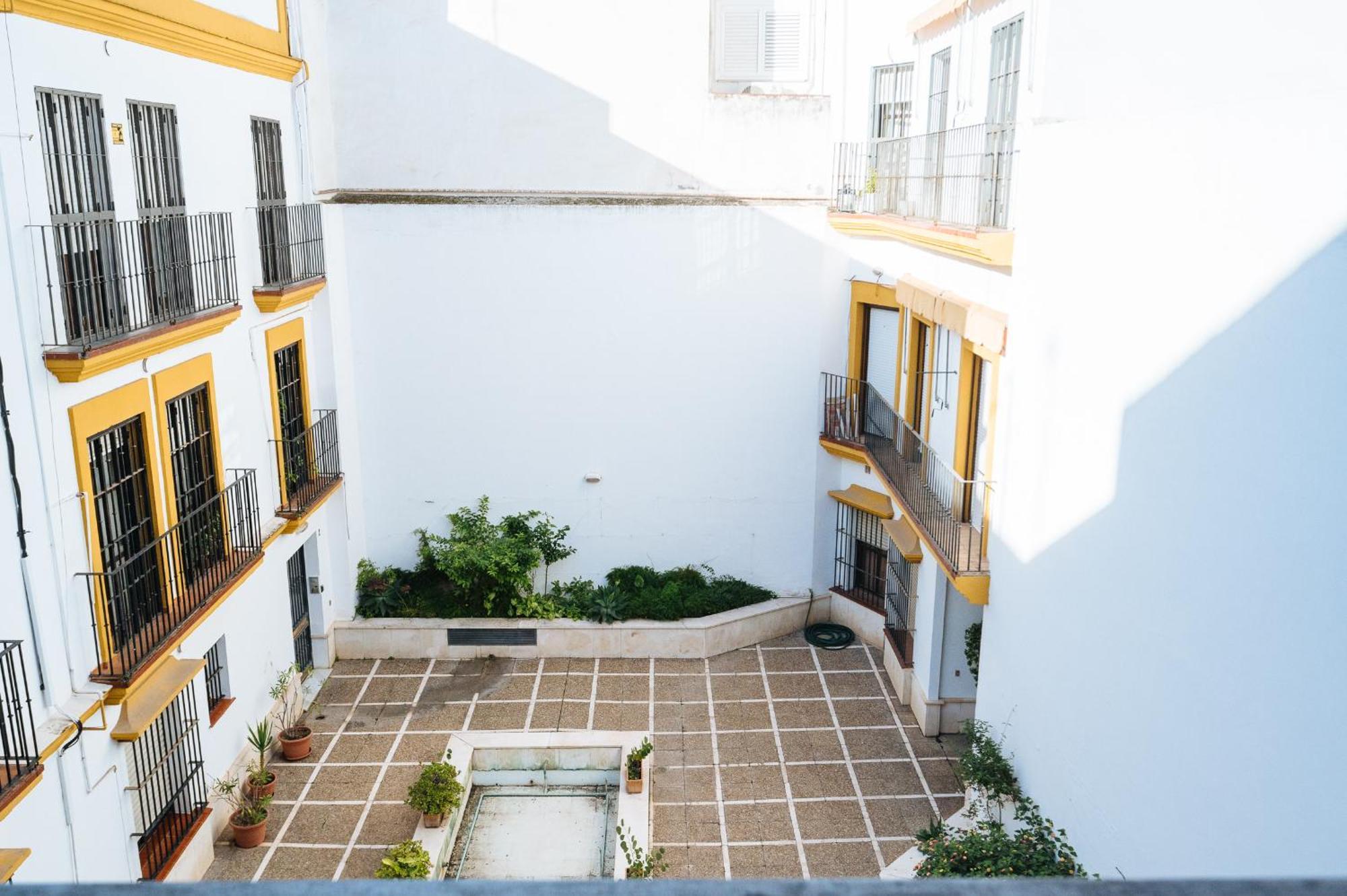 Pilsev Center Apartment Sevilla Buitenkant foto